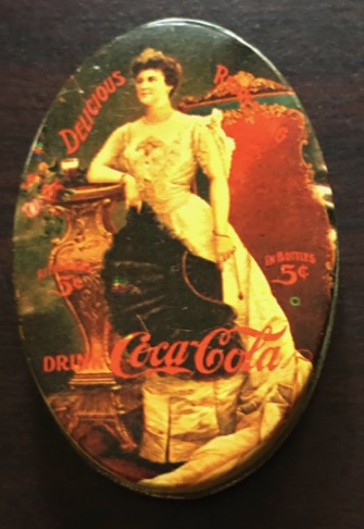 76102-1 € 4,00 coca cola pillenblikje.jpeg